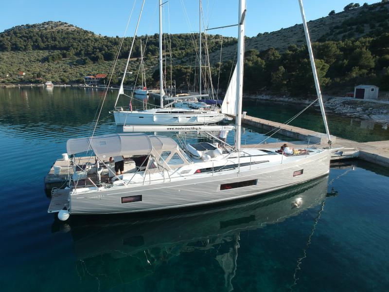 Book yachts online - sailboat - Oceanis 51.1 - GREY GOOSE  - rent