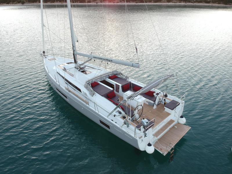 Book yachts online - sailboat - Oceanis 51.1 - GREY GOOSE  - rent