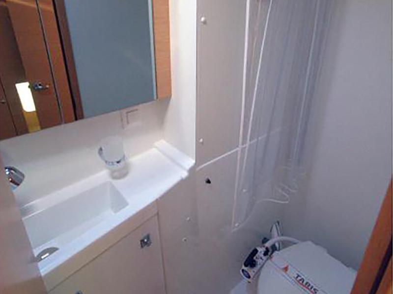 Book yachts online - catamaran - Lagoon 39 - PULPO - rent