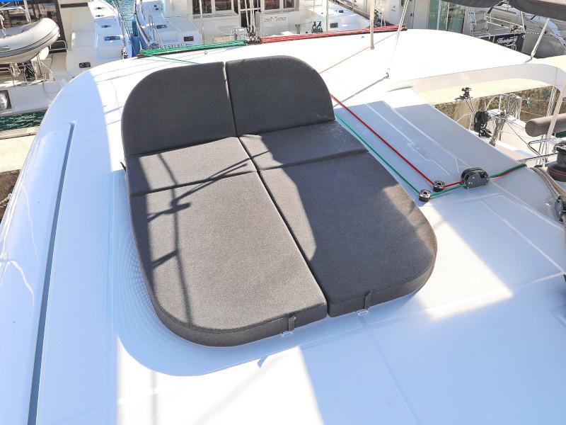 Book yachts online - catamaran - Lagoon 42 - SEA YA - rent