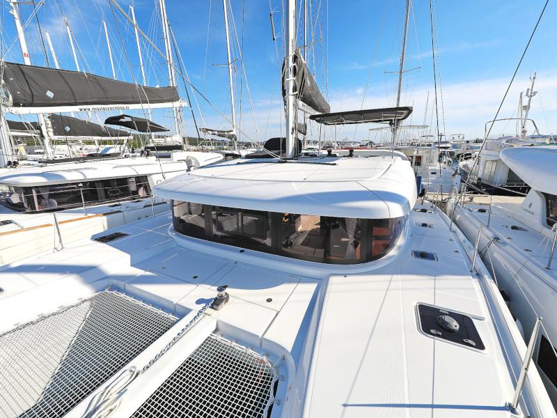 Book yachts online - catamaran - Lagoon 42 - SEA YA - rent