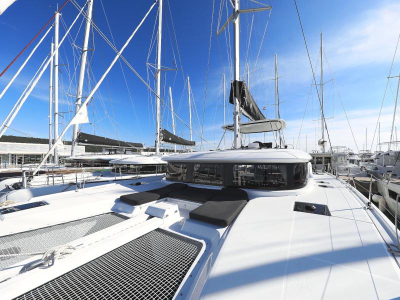 Book yachts online - catamaran - Lagoon 46 - DEEPSEA Air Condition Generator Watermaker - rent