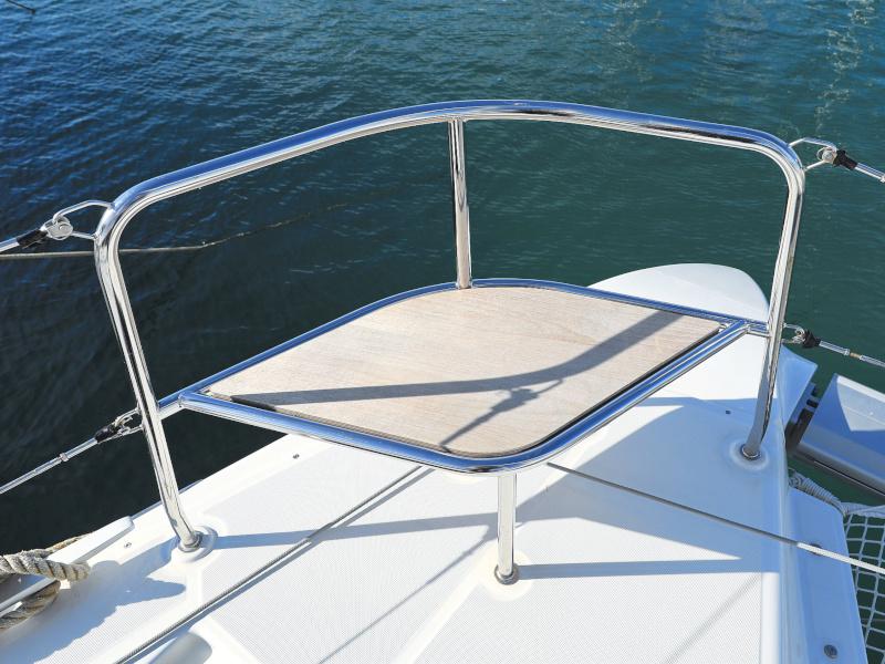 Book yachts online - catamaran - Lagoon 46 - DEEPSEA Air Condition Generator Watermaker - rent