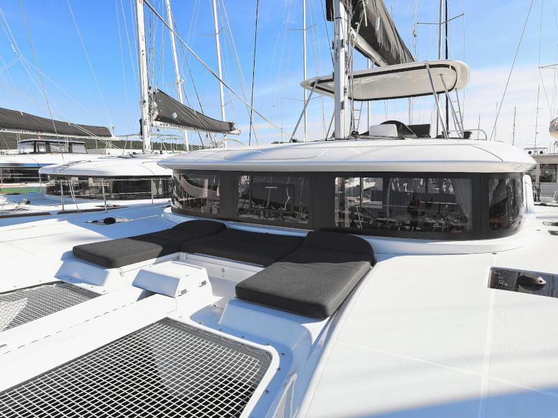 Book yachts online - catamaran - Lagoon 46 - DEEPSEA Air Condition Generator Watermaker - rent