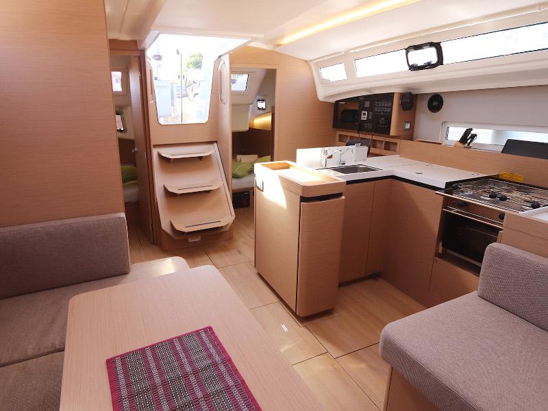 Book yachts online - sailboat - Sun Odyssey 410 - Aris - rent