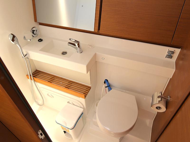 Book yachts online - sailboat - Sun Odyssey 440 - Ermis  - rent