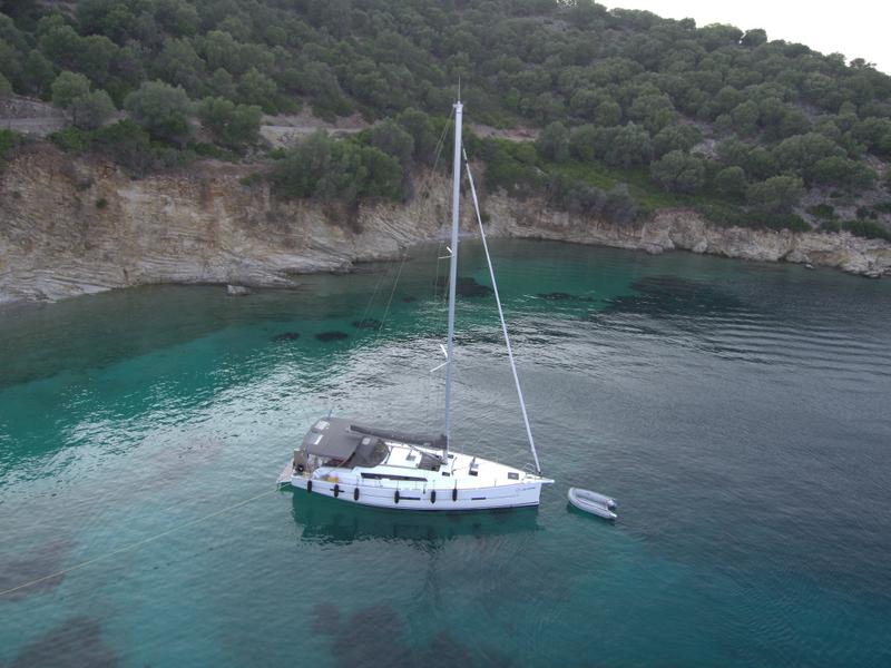 Book yachts online - sailboat - Dufour 460 Grand Large - Joanne - rent