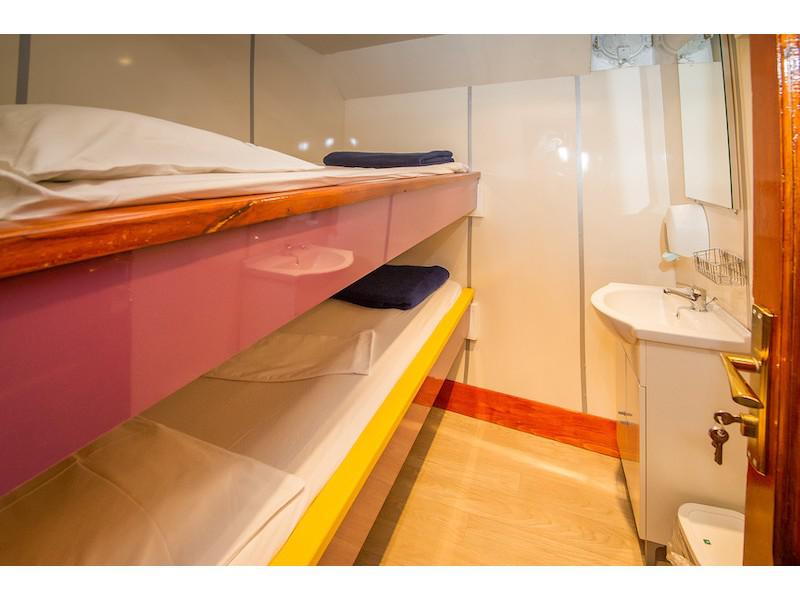 Book yachts online - motorboat - Motoryacht Penelopa - Penelopa - rent