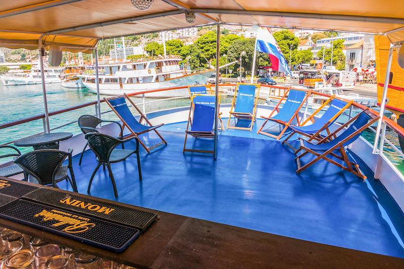 Book yachts online - motorboat - Motoryacht Penelopa - Penelopa - rent