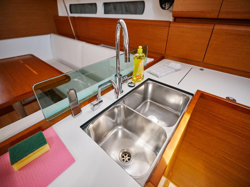 Book yachts online - sailboat - Sun Odyssey 449 - Incognito - rent