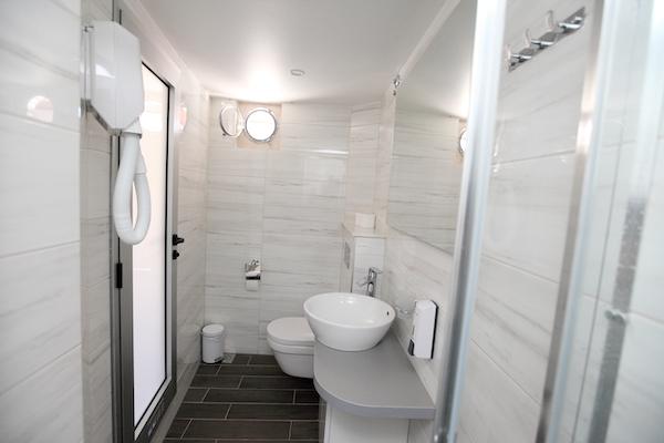 Book yachts online - motorboat - Motoryacht  Esperanza - Esperanza - rent