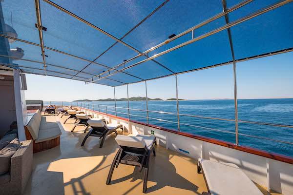 Book yachts online - motorboat - Motoryacht  Esperanza - Esperanza - rent