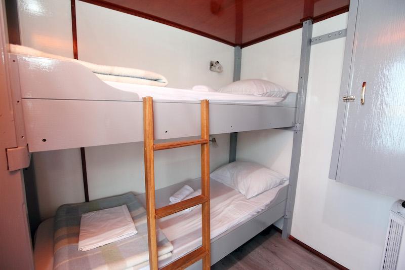 Book yachts online - motorboat - Motoryacht Voscica - Voscica - rent