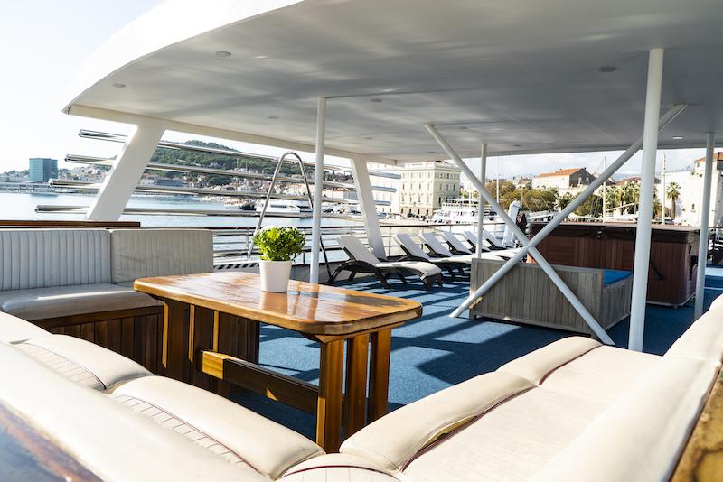 Book yachts online - motorboat - Motoryacht  Liberty - Liberty - rent