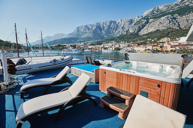 Book yachts online - motorboat - Motoryacht  Liberty - Liberty - rent