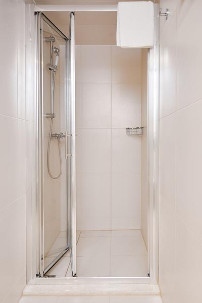 Book yachts online - motorboat - Motoryacht Queen Jelena - Queen Jelena - rent