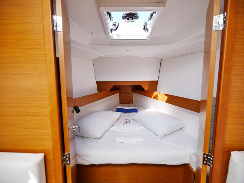 Book yachts online - sailboat - Sun Odyssey 349 - Manilo - rent