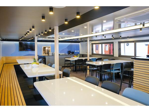 Book yachts online - motorboat - Motoryacht Almissa - Almissa - rent