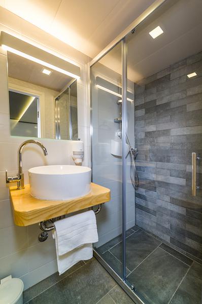 Book yachts online - motorboat - Motoryacht Almissa - Almissa - rent