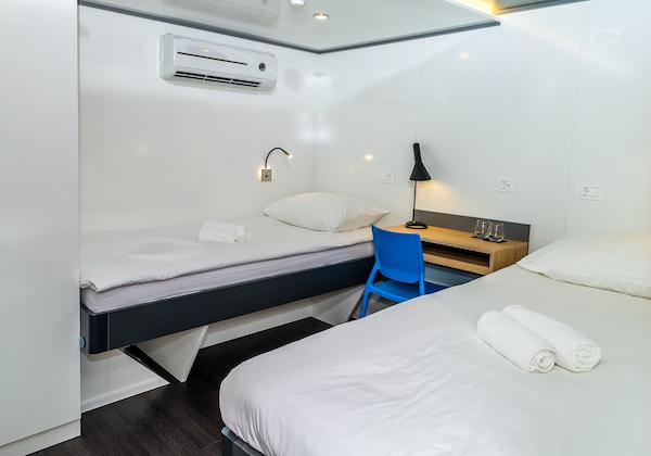 Book yachts online - motorboat - Motoryacht Almissa - Almissa - rent