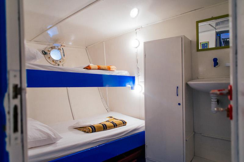 Book yachts online - motorboat - Motoryacht Big Blue - Big Blue - rent