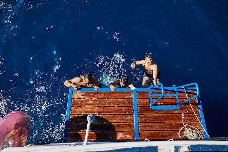 Book yachts online - motorboat - Motoryacht Naval - Naval - rent