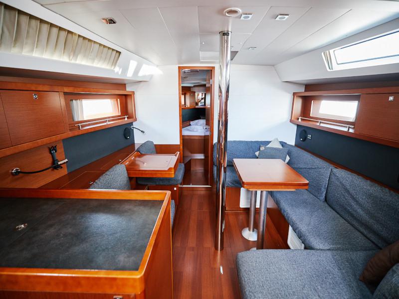 Book yachts online - sailboat - Oceanis 41 Express - Serenity - rent