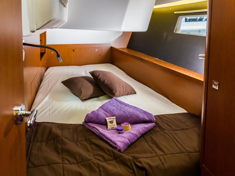 Book yachts online - sailboat - Oceanis 41 Express - Serenity - rent