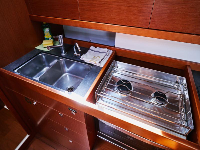 Book yachts online - sailboat - Oceanis 41 Express - Serenity - rent