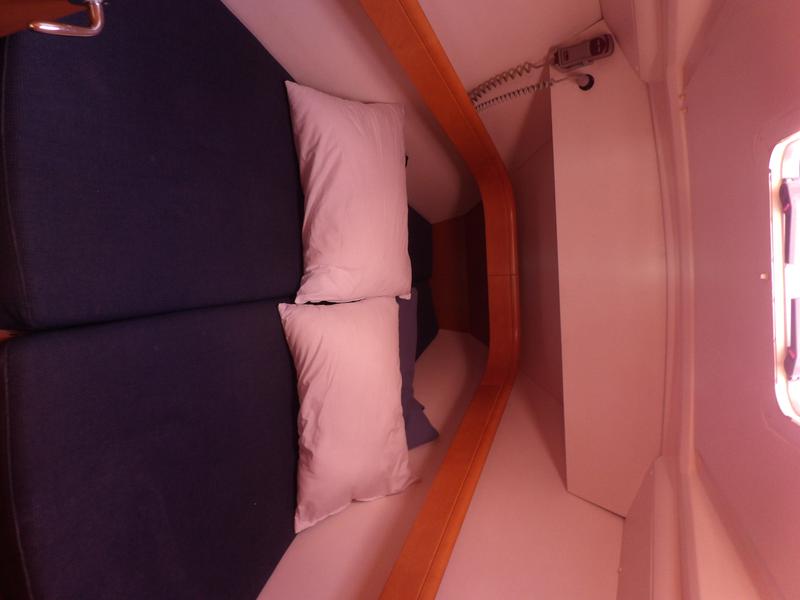 Book yachts online - sailboat - Sun Odyssey 36i - Bella - rent