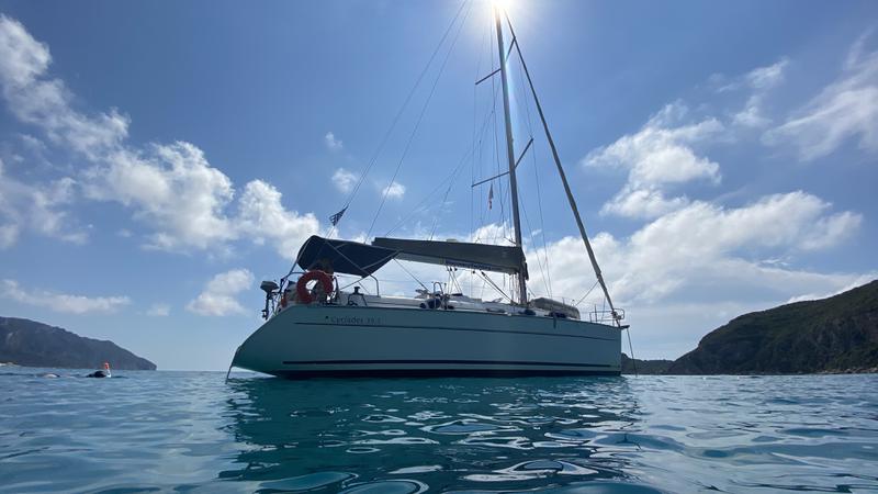 Book yachts online - sailboat - Cyclades 393 - Panayia - rent