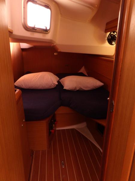 Book yachts online - sailboat - Sun Odyssey 44i - Sofia+BowThruster - rent