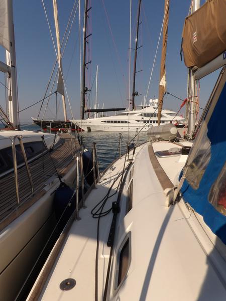 Book yachts online - sailboat - Sun Odyssey 44i - Sofia+BowThruster - rent