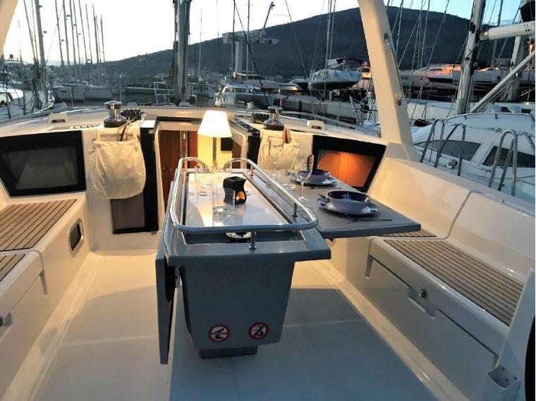 Book yachts online - sailboat - Oceanis 45 - MARINA - rent