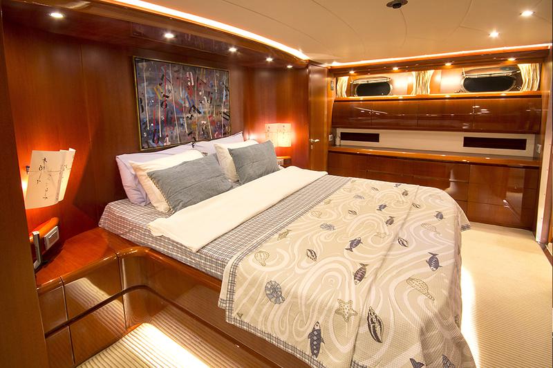 Book yachts online - motorboat - Maiora 24 - 24M Deluxe Maiora Motoryacht - rent