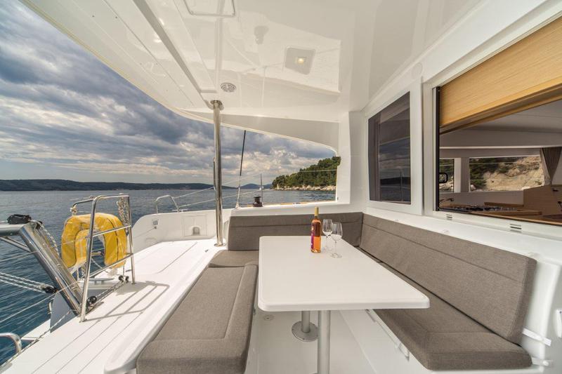 Book yachts online - catamaran - Lagoon 39 (2017) - MARIA - rent