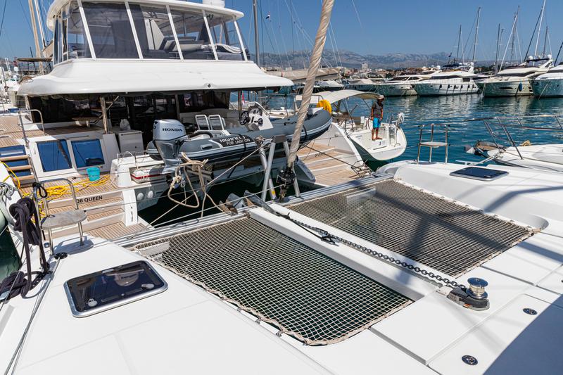 Book yachts online - catamaran - Lagoon 42 (2019) MALA KATE I equipped with generator, A/C (saloon) - MALA KATE I - rent
