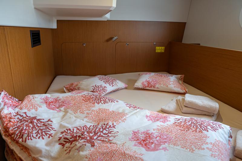 Book yachts online - motorboat - Swift Trawler 41 (2020) - JUDITA - rent