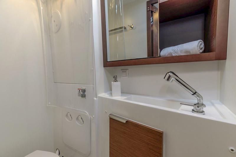 Book yachts online - catamaran - Lagoon 40 (2020) equipped with a/c (salon), generator - SAILOR MOON - rent