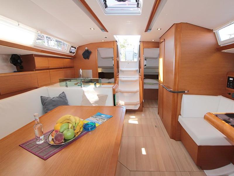 Book yachts online - sailboat - Sun Odyssey 449 - SO449GEN - rent