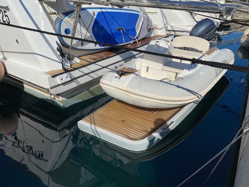 Book yachts online - motorboat - Prestige 550 Fly - Floria - rent