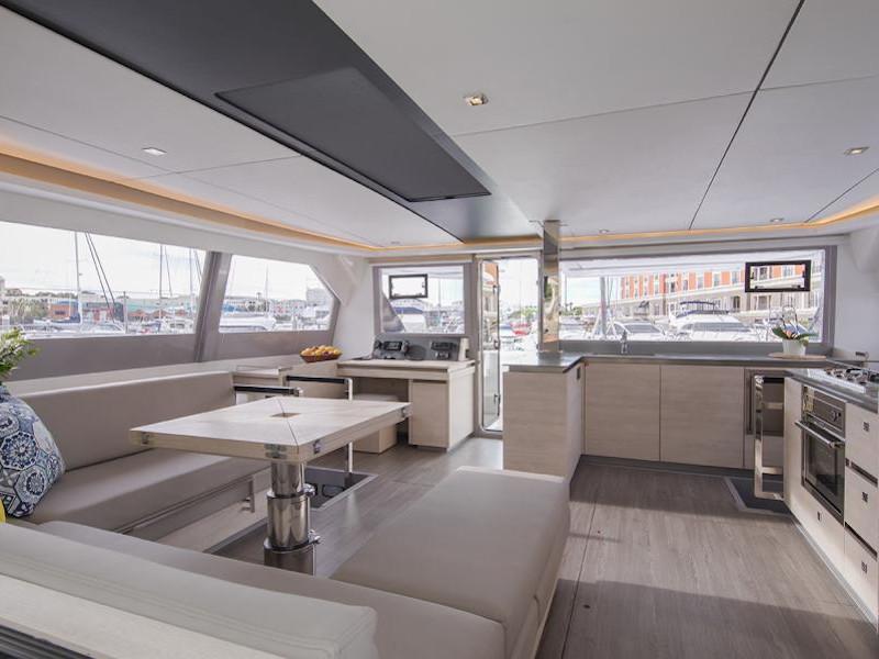 Book yachts online - catamaran - Catamaran 50 - HAKUNA MATATA - rent