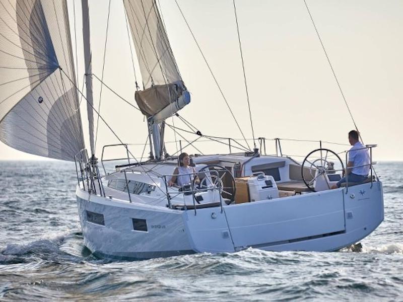 Book yachts online - sailboat - Sun Odyssey 410 - SEA WHISPER - rent