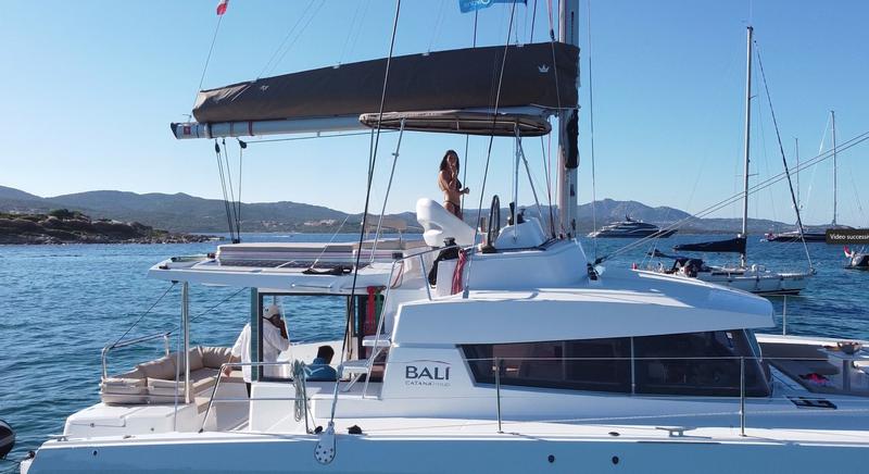 Book yachts online - catamaran - Bali 4.3 - Hogwarts - rent