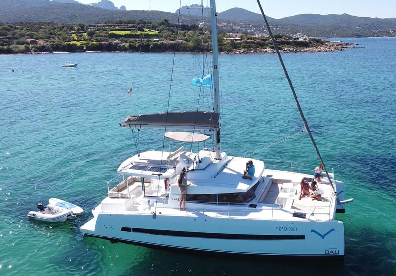 Book yachts online - catamaran - Bali 4.3 - Hogwarts - rent