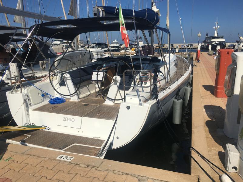 Book yachts online - sailboat - Hanse 445 - Zefiro - rent