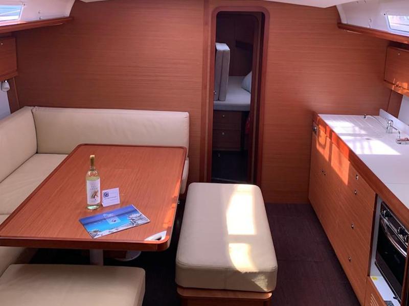 Book yachts online - sailboat - Dufour 460 - Summer Planet - rent
