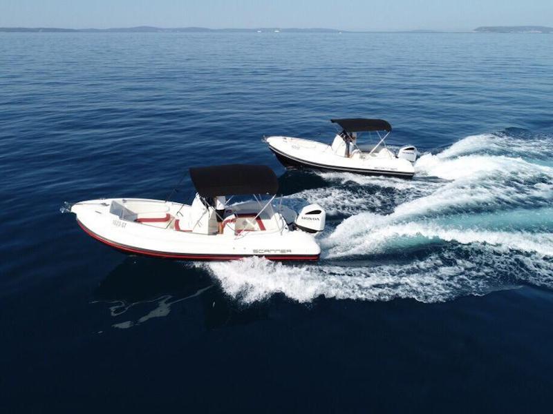 Book yachts online - motorboat - Scanner 710 - no name - rent