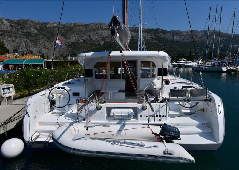 Book yachts online - catamaran - Excess 12 - Silver Kiss - rent
