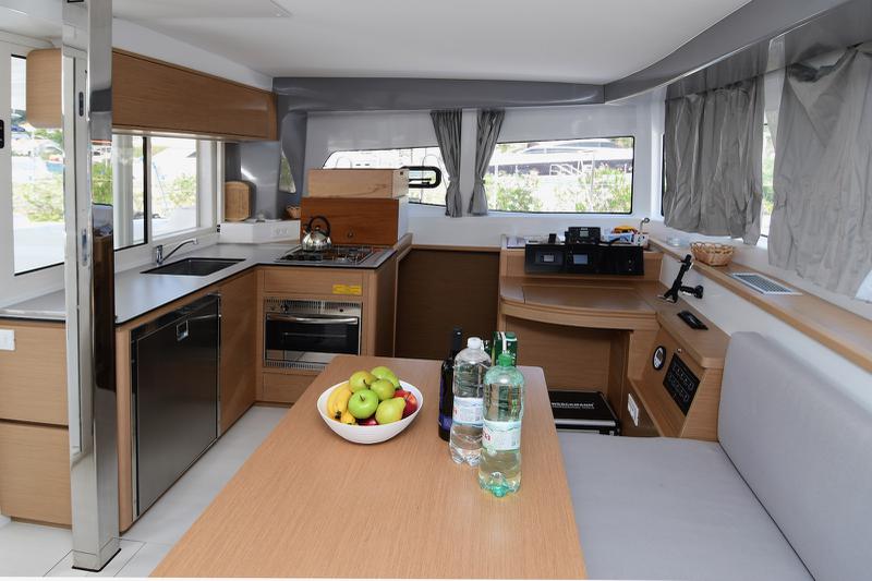 Book yachts online - catamaran - Excess 12 - Silver Kiss - rent